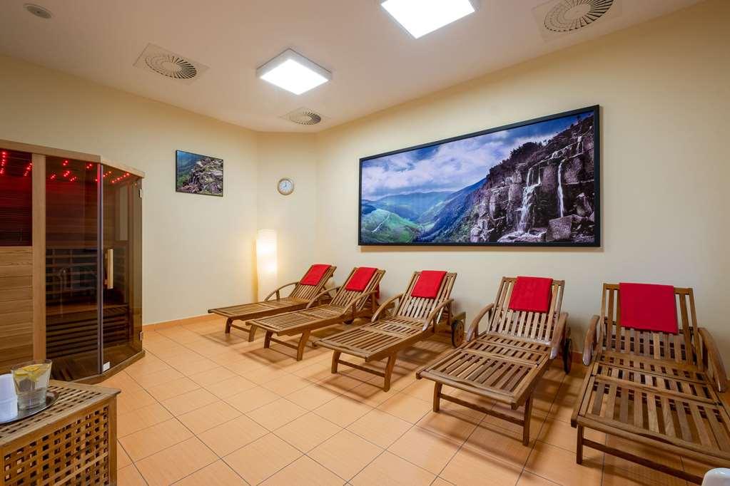 Pinia Hotel & Resort ชปินด์เลอรูฟ มลิน ภายนอก รูปภาพ